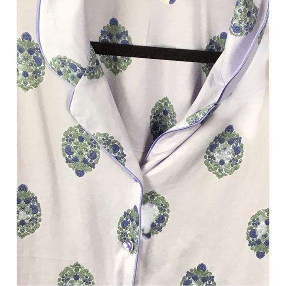 Flora Nikrooz White and Green Pajama Set with Classic Piping Lissette Large - Picture 5 of 7